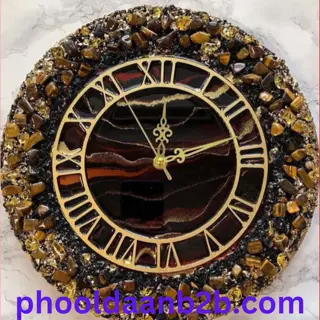 Stylish Resin Wall Clock